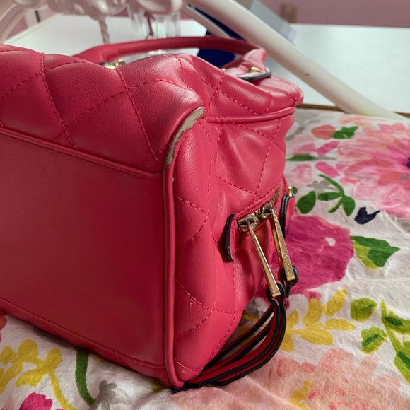 Juicy Couture Pink Locket Handbag - Picture 3 of 3